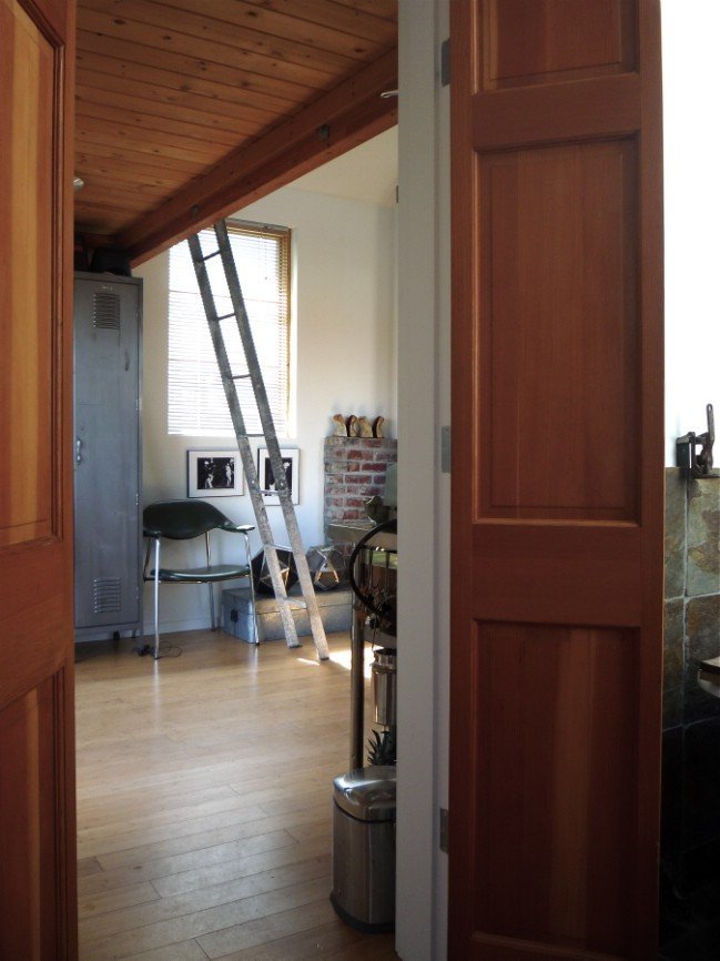 It Started Out as an Ordinary Garage … It Became a Stunning Tiny House