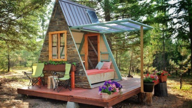 This Tiny A-Frame Cabin Took 3 Weeks to Build and Cost Just 0