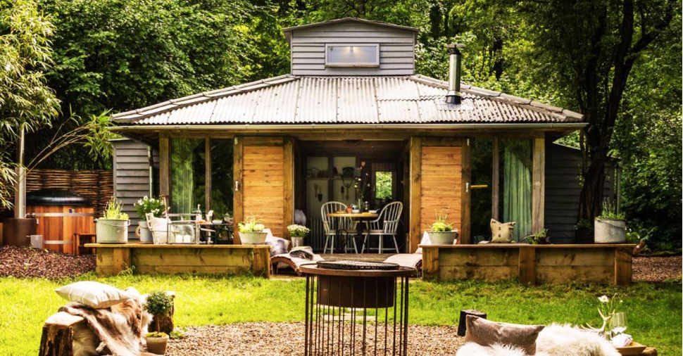 Check out a beautifully designed cabin which allies rustic charm and pure simplicity