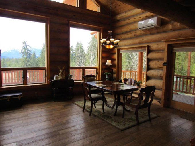 Montana log cabin interior