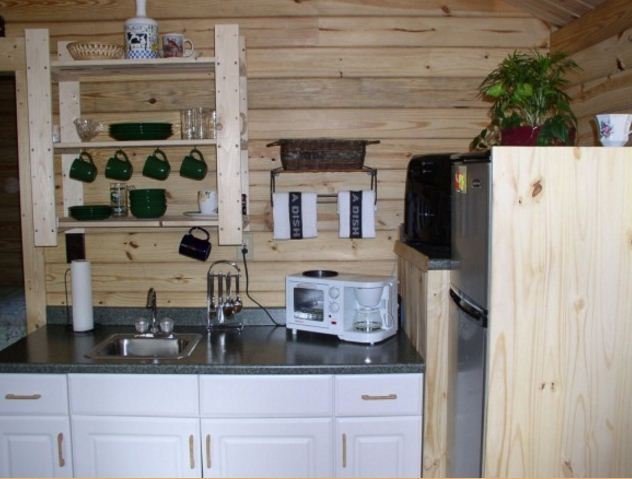 Serenity log cabin kitchen