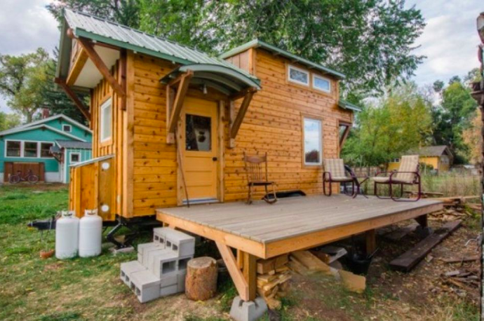 Welcome to the MitchCraft lovely tiny house on wheels