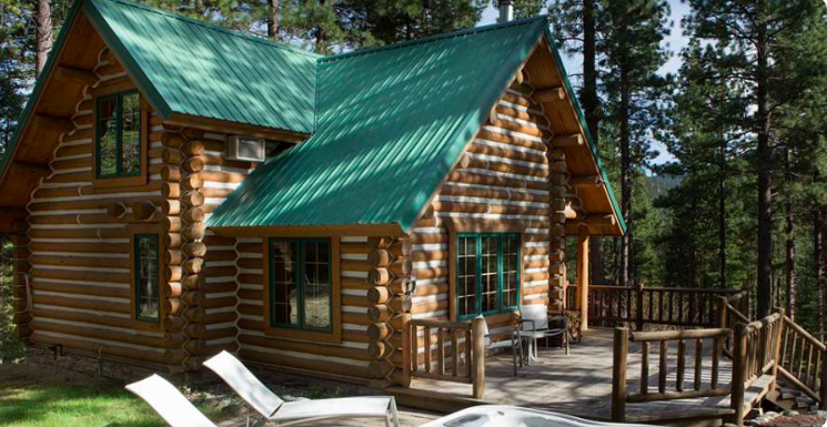 A Secluded Log Cabin Retreat